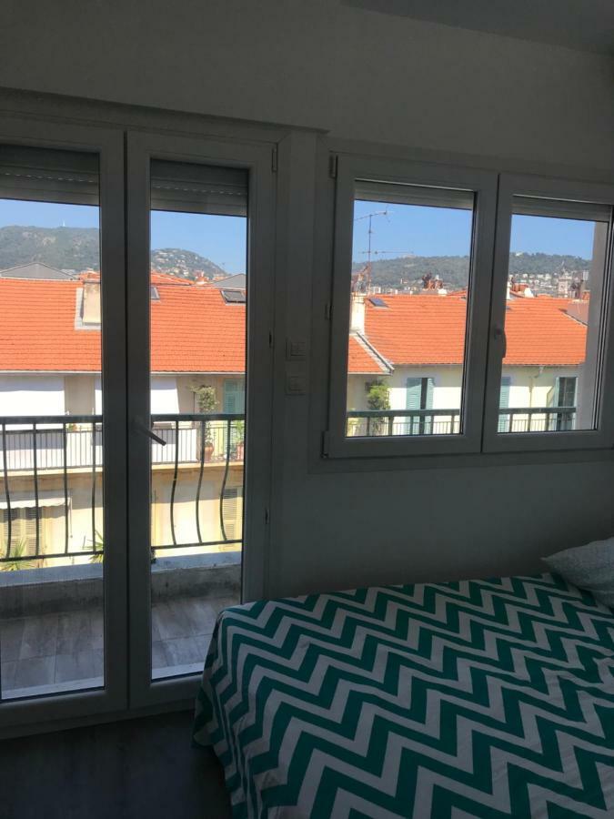 Apartment 4 A 6 Personnes Sur La Coulee Verte Nizza